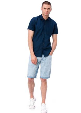 Синяя мужская рубашка lc waikiki/лс вайкики с коротким рукавом и карманом на груди3 фото