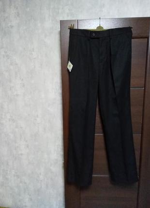 Брендові нові штани р.30-31