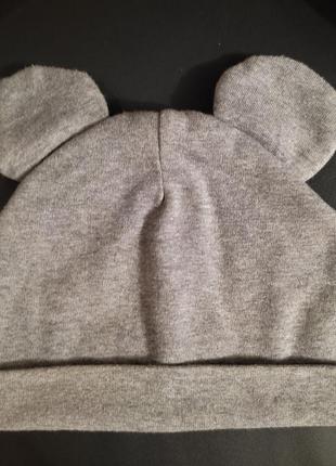 Стильна шапочка з вушками