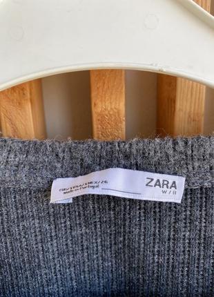 Светр кофта реглан лонгслів пуловер zara з вишивкою квітковою квіткова5 фото