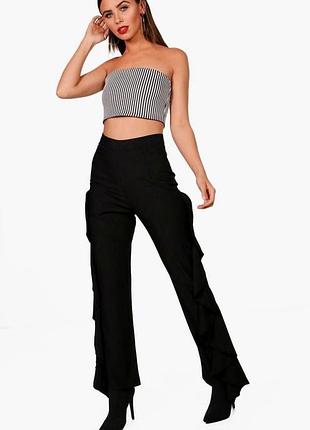 Гарні штани від boohoo