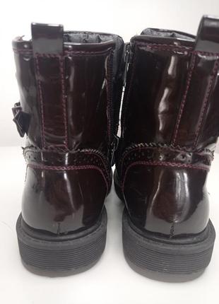 Стильні осінні чобітки 3