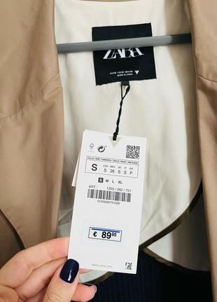 Невероятно красивый и теплый тренч zara новый