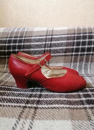 Червоні туфлі 36, шкіряні туфлі, туфлі для народних танців