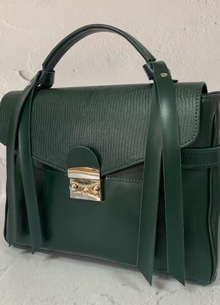 Сумка женская средняя натуральная кожа зеленая, клапан рептилия 1728