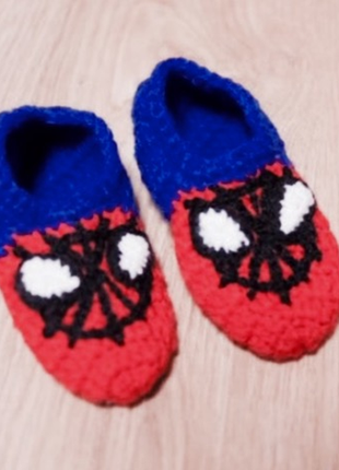 Домашние вязаные носочки тапочки человек паук4 фото