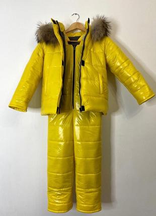 Жовтий дитячий зимовий комбінезон 134 розмір з хутром єнот8 фото