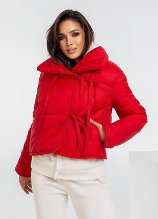 Куртка на зав'язках