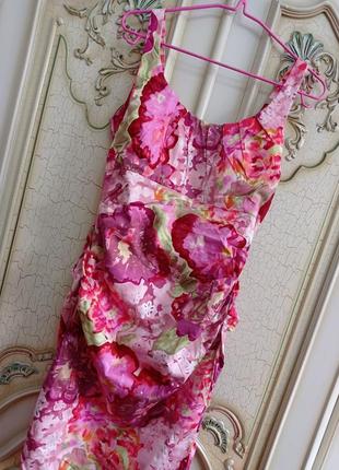 Якісна брендова сукня в дкже гарний квітковий принт1 фото