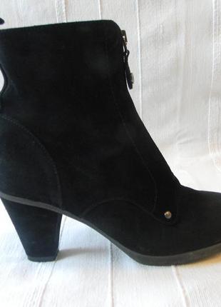 Замшеві півчобітки від vlado,італія,р. 38,5 ст. 25,5 см