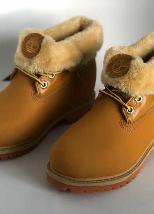 Женские зимние ботинки на меху теплые черные - массивные timberland с мехом2 фото