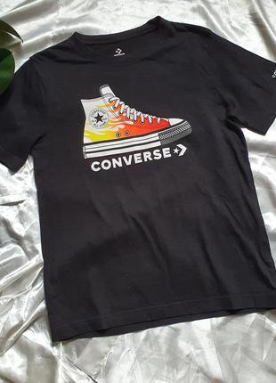 Шикарная футболка converse на 10-12 лет