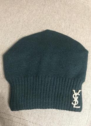 Шикарная, шапочка, на зиму, темно зеленого цвета, от бренда ysl.