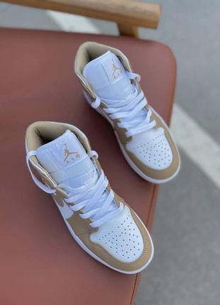 Чоловічі кросівки  jordan 1 retro high white beige мужские кроссовки джордан2 фото