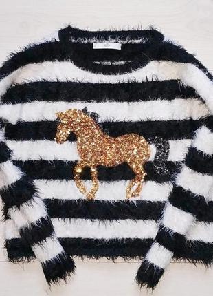 Трендовий свитер