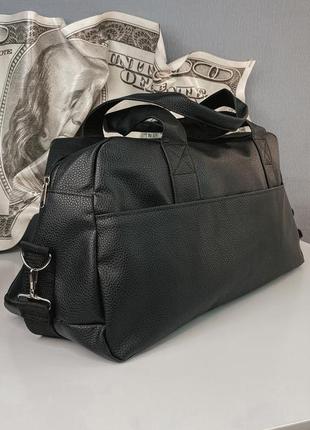 Вместительная дорожная и спортивная сумка кожаная3 фото