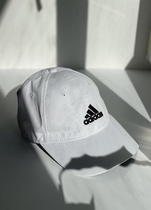 Кепка adidas (унисекс)