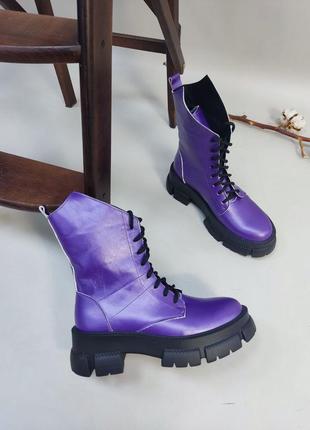 Женские ботинки из натуральной кожи сиренево-чернильном цвете на тракторной подошве2 фото