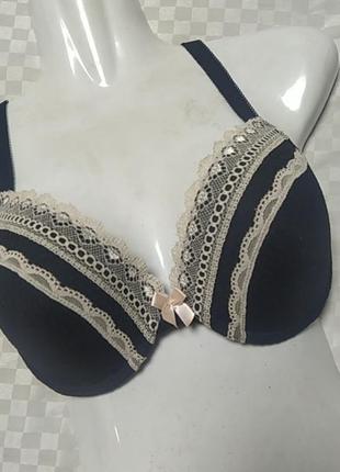 75d бюстгалтер для глибокого декольте з вузькою перемичкою