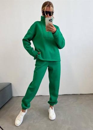 Тёплый спортивный костюм