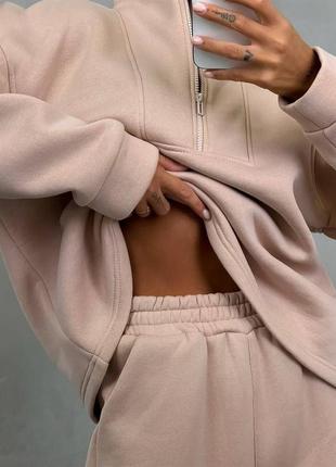 Тёплый спортивный костюм