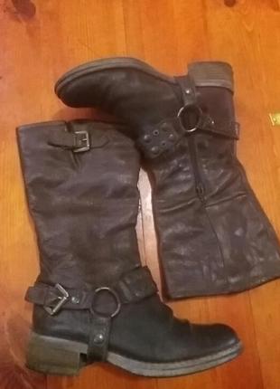 Кожаные сапоги.ковбойские  байкерские демисезонные сапоги