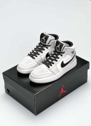 Женские кроссовки nike air jordan 1 high gray black#найк