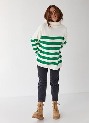 Женский зеленый широкий свитер оверсайз в полоску s5 фото