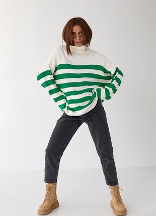 Женский зеленый широкий свитер оверсайз в полоску s7 фото