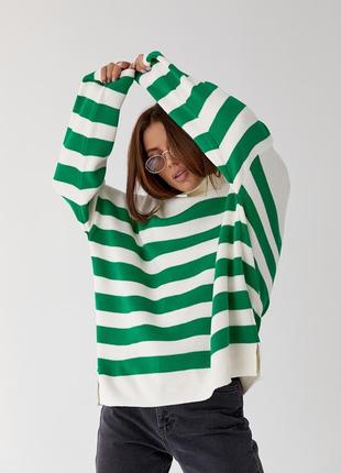 Женский зеленый широкий свитер оверсайз в полоску s6 фото