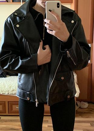 Косуха кожанка bershka