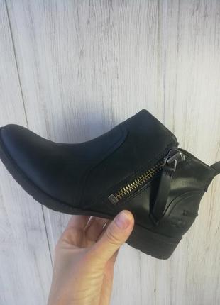 Ботіночки ugg. 37
