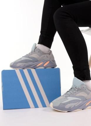 Кроссовки adidas yeezy boost 700