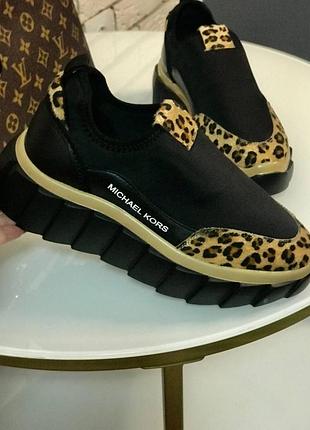 Нереальные кроссовки,бренд,шикарное качество,самые топовые новинки, леопардовый принт.