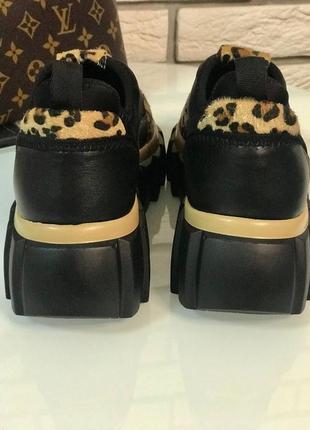 Нереальные кроссовки,бренд,шикарное качество,самые топовые новинки, леопардовый принт.