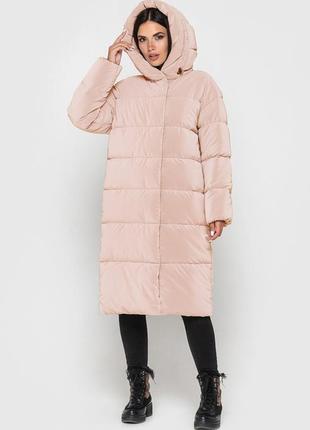 Стильний зимовий пуховик oversize