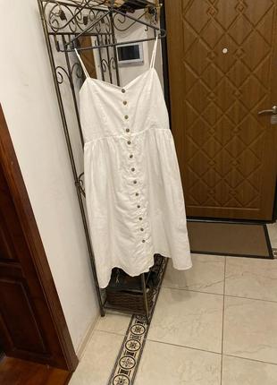Надзвичайно красивий лляний сарафан