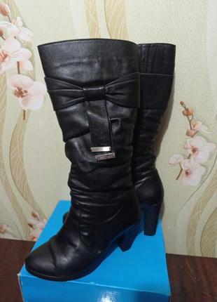 Шкіряні чоботи