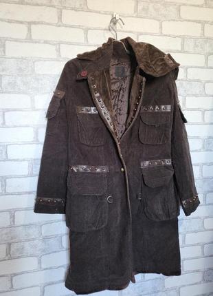 Стильное теплое вельветовое пальто с капюшоном1 фото
