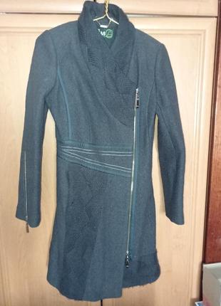 Пальто демисезонное шерсть