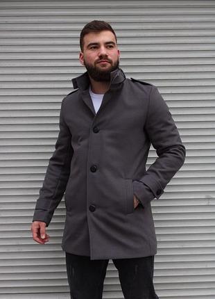Стильне пальто утеплене з кашеміру без капюшона