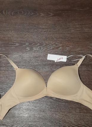 Р.60 ff 28 ff   брендовий базовий бюстгалтер від freya без кісточок , поролон , гладкий