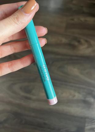 Олівець для макіяжу