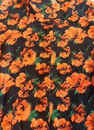 Гарна сукня в помаранчеві квіти4 фото