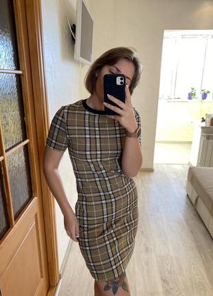 Платье в клетку