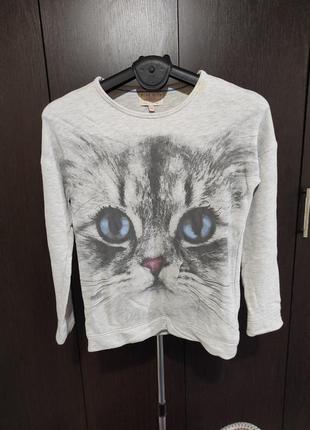 Светрик з кицькою