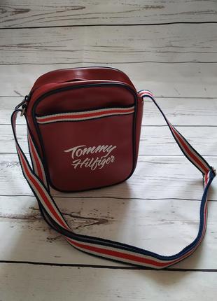 Червона  сумочка, кроссбоді від tommy hilfiger5 фото