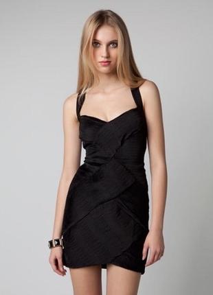 Нова! міні сукня bershka