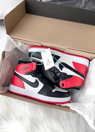 Жіночі кросівки зимні jordan 1 red white black флис женские кроссовки зима