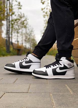 Жіночі кросівки  Top jordan 1 white black winter женские кроссовки джордан зимние3 фото